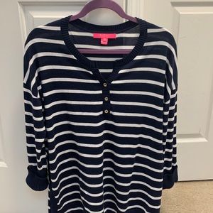 Lilly Pulitzer navy & white tunic sweater size m